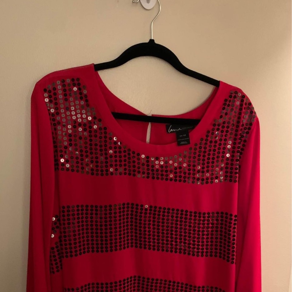 Woman’s Plus Size 26/28 Blouse